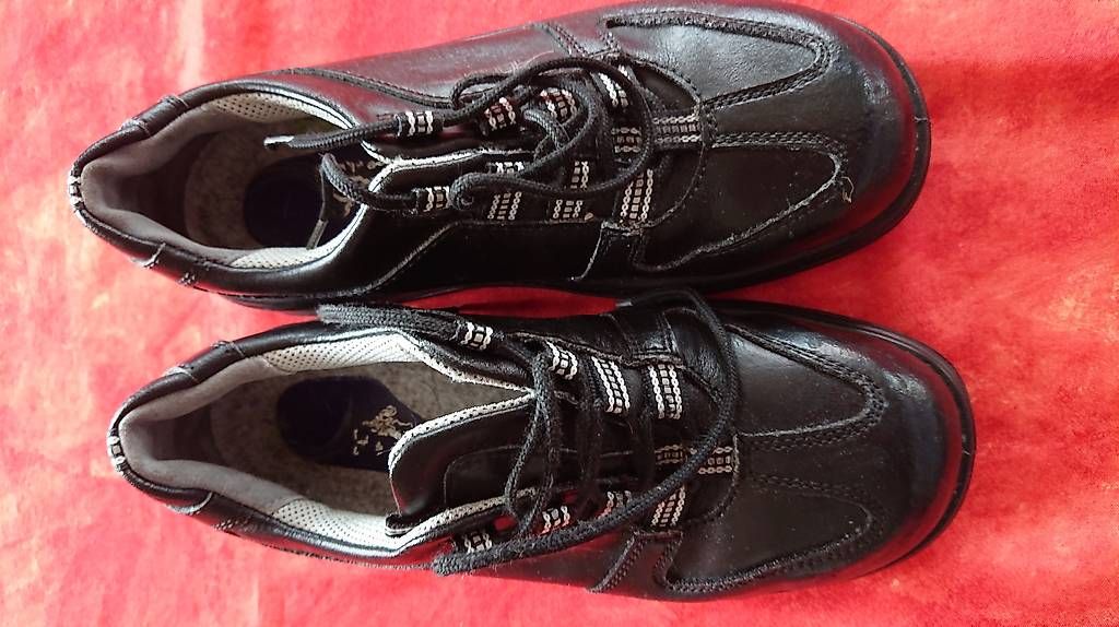 Scarpe da uomo: ABEBA Sicherheitschuhe Gr. 40 schwarz – Usato da Binningen venduto da Oberpfeiffe