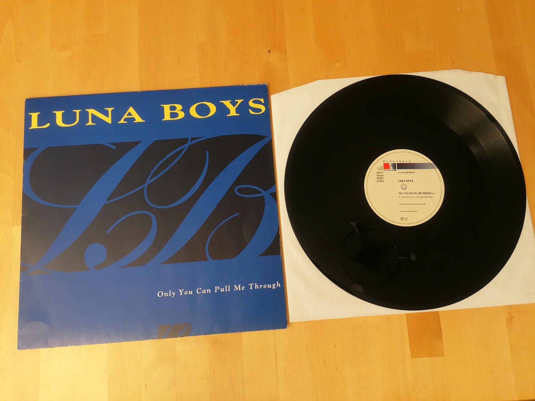 Vinyles: Luna Boys – Only You Can Pull Me Through – D'occasion à Emmenbrücke par WintoWin