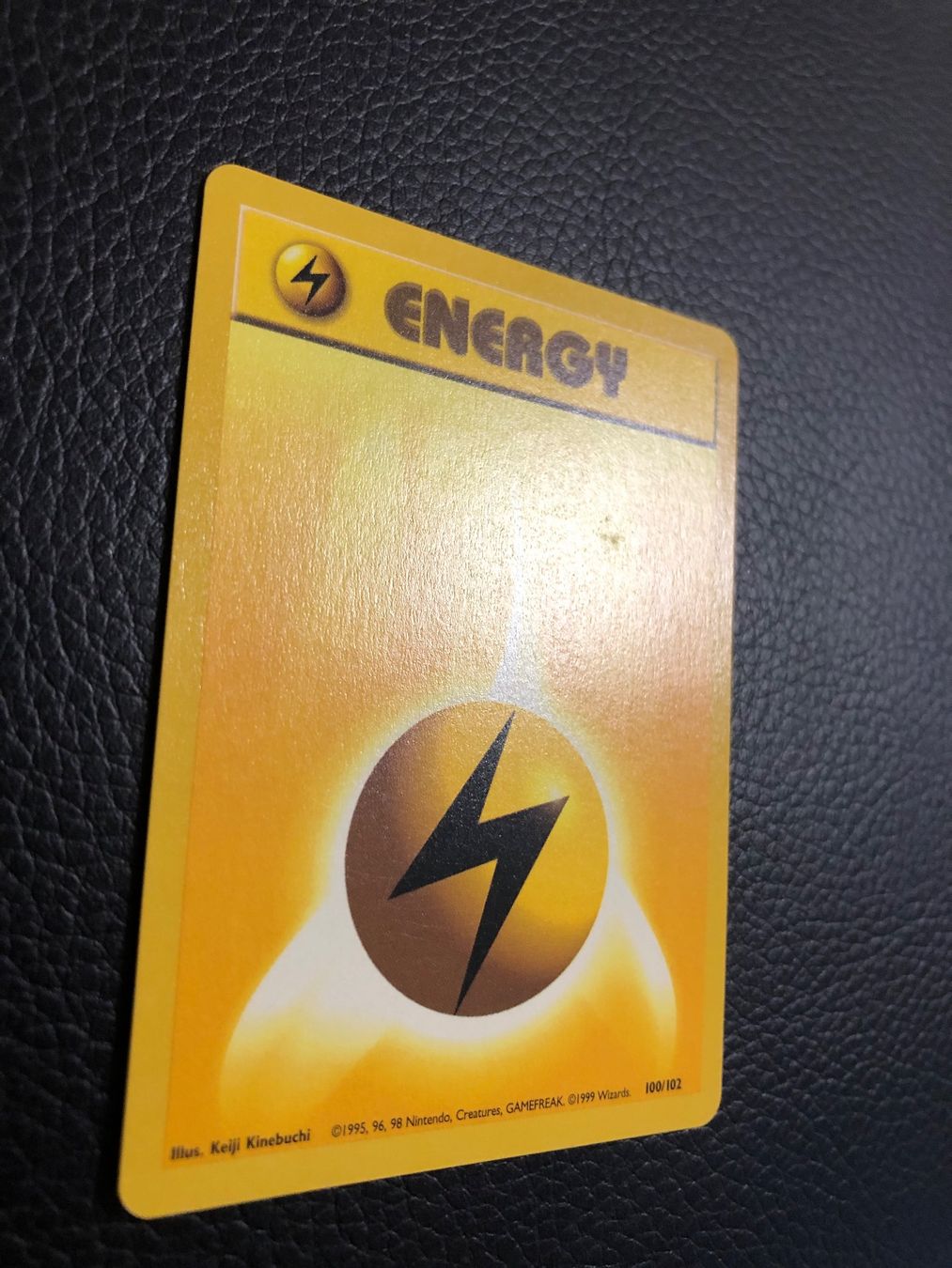 Pokémon Carte collezionabili: Base Set Lightning Energy 100/102 Ab 1 – Usato da Paradiso venduto da Pkmn10 1