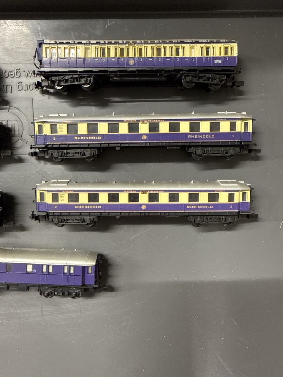 Arnold Modellini di ferrovie: Modelleisenbahn Waggons Rheingold, Spur N – Usato da Berikon venduto da TopLok 2