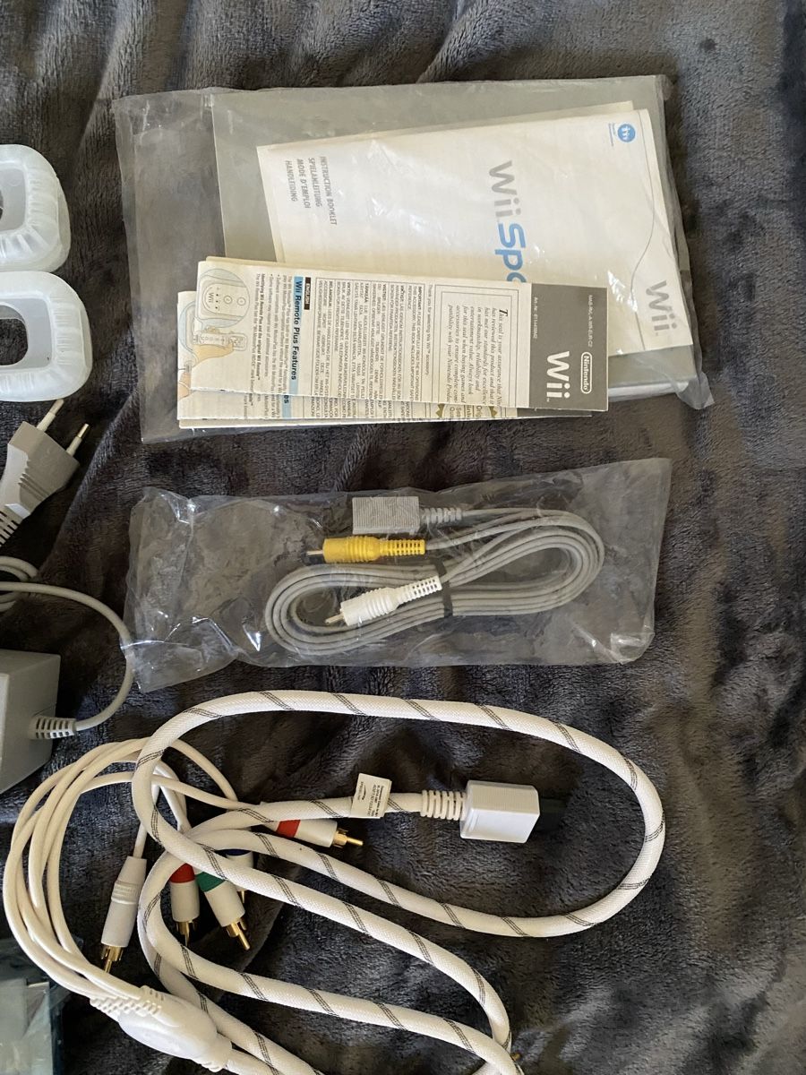 Nintendo Console: Console Nintendo Wii – Usato da Lignières venduto da The_assistant 3