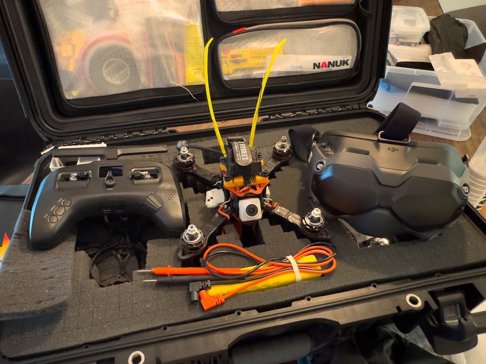 Neuwertiges Drohnen-Kit: Perfekter Start in die Welt des FPV (Neu ...