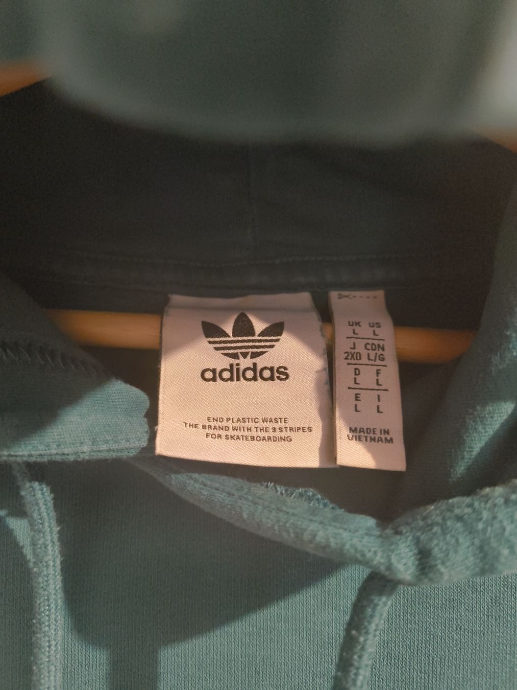 Adidas Pullover & Sweatshirts: Adidas Pullover (Grösse L) – Gebraucht aus Bern von TxZ 1