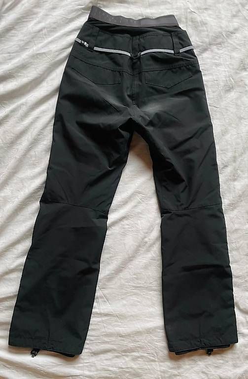 Pantaloni: Skihose / Snowbaordhose - Picture – Usato da Hasliberg Wasserw venduto da lilaa. 1
