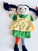 Handpuppe mit Zöpfen