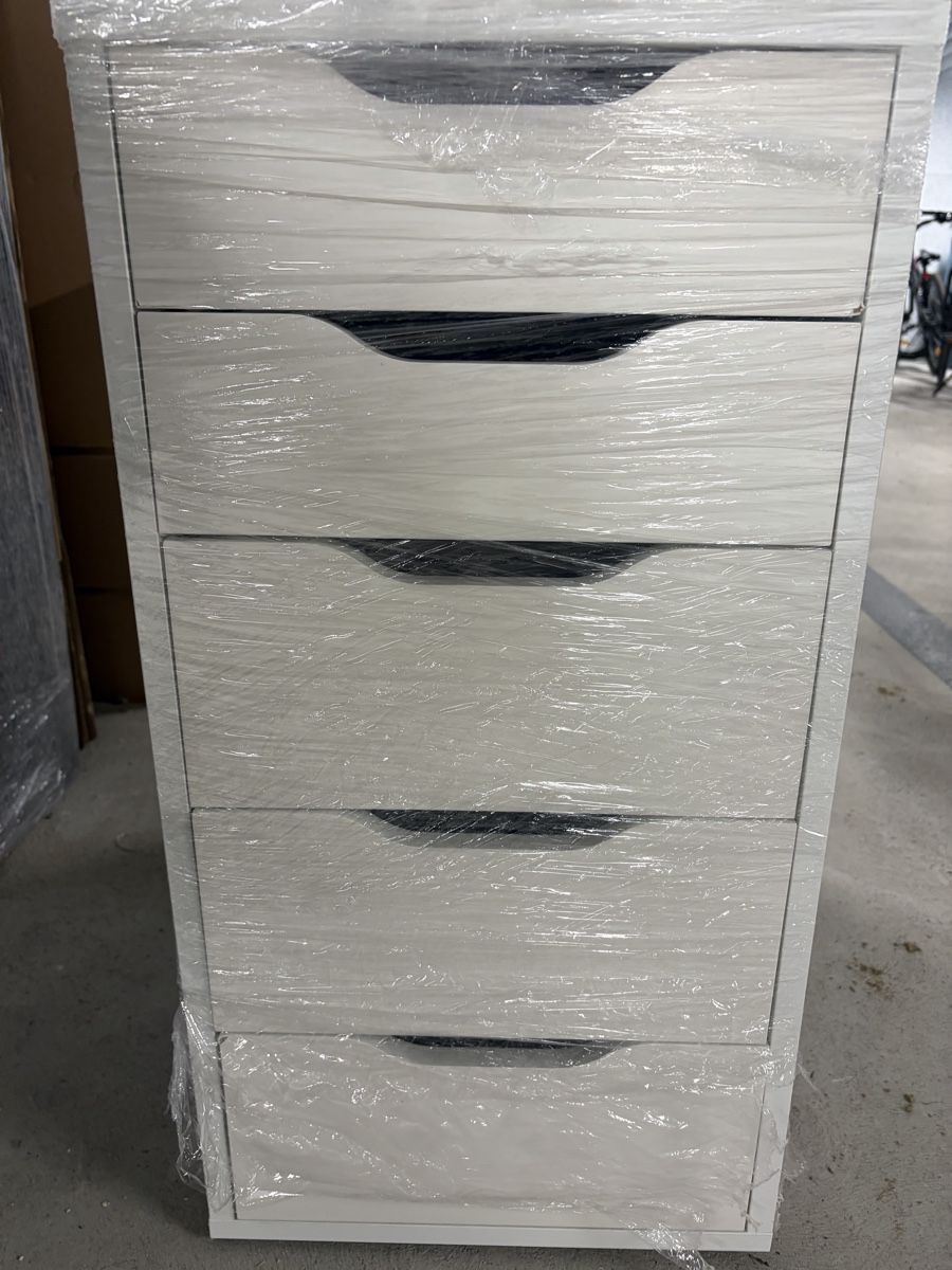 Kommoden: Ikea ALEX drawer set – Gebraucht aus Thalwil von val_q76v