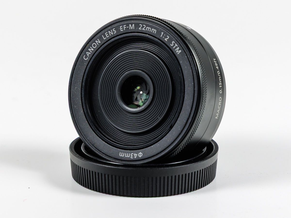 Canon Objektive: Canon EF-M 22mm 1:2 STM – Gebraucht aus Sennhof von chaoscrack