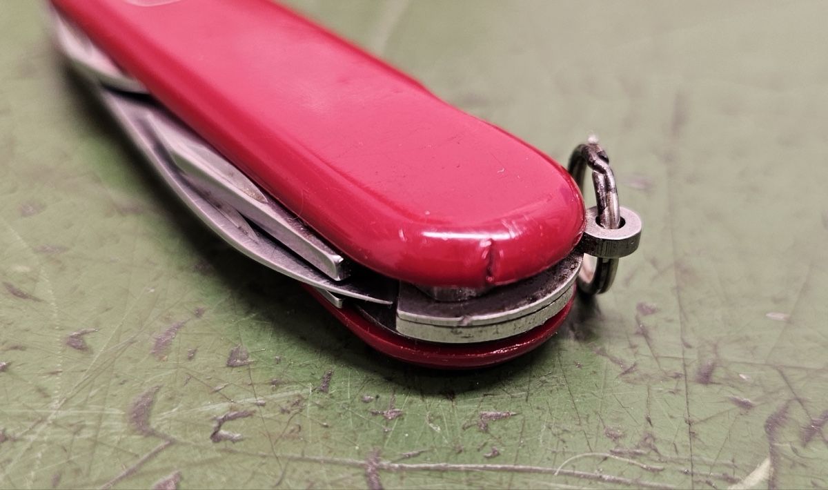 Wenger Coltelli tascabile: Rotes Wenger Offiziersmesser, gebraucht – Usato da Burgdorf venduto da gbergler33 7
