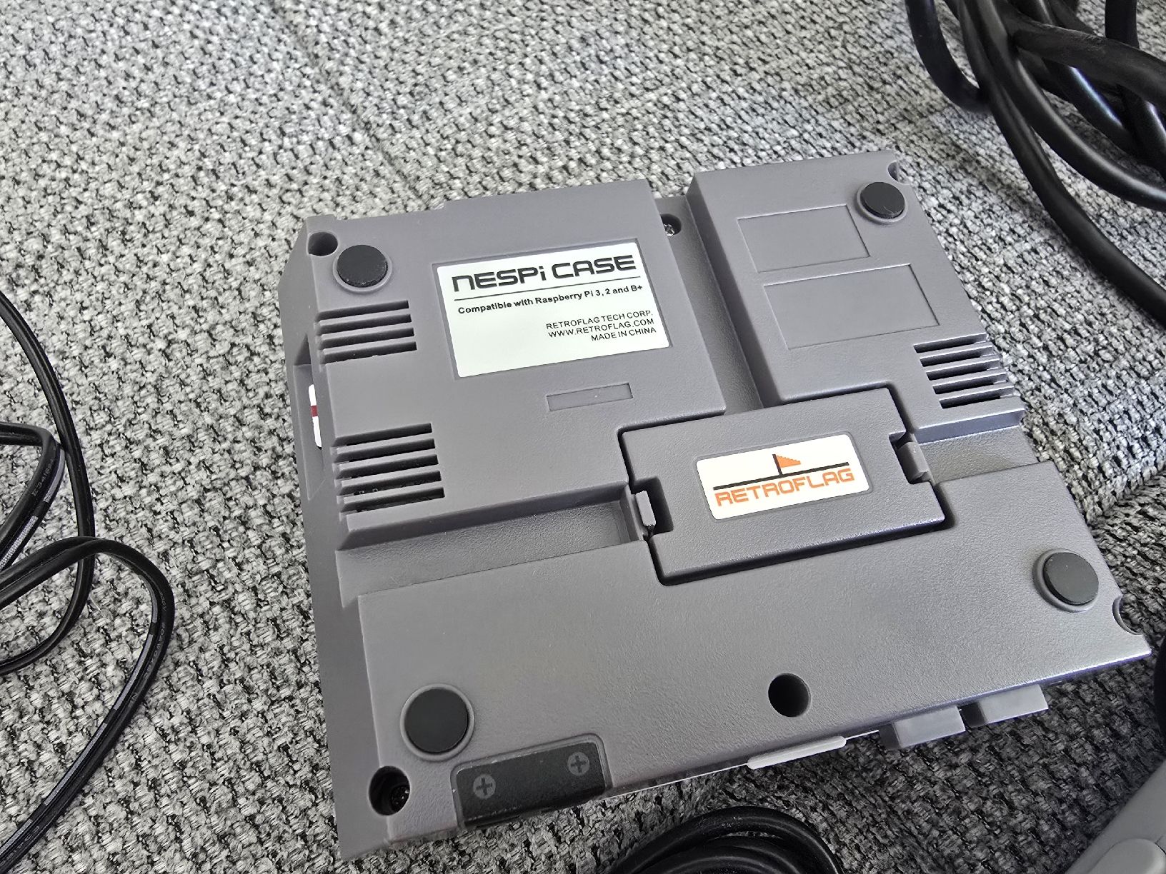 Nintendo Console: Raspberry Pi RetroPie Konsole. 4 Controller, NESPi, Zubehör. – Usato da Luzern venduto da Moonviper 5