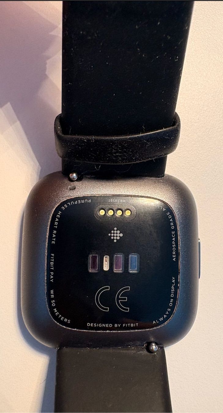 Fitbit Smartwatch: Fitbit Versa 2 – Gebraucht aus Corminboeuf von lau_gq57 2