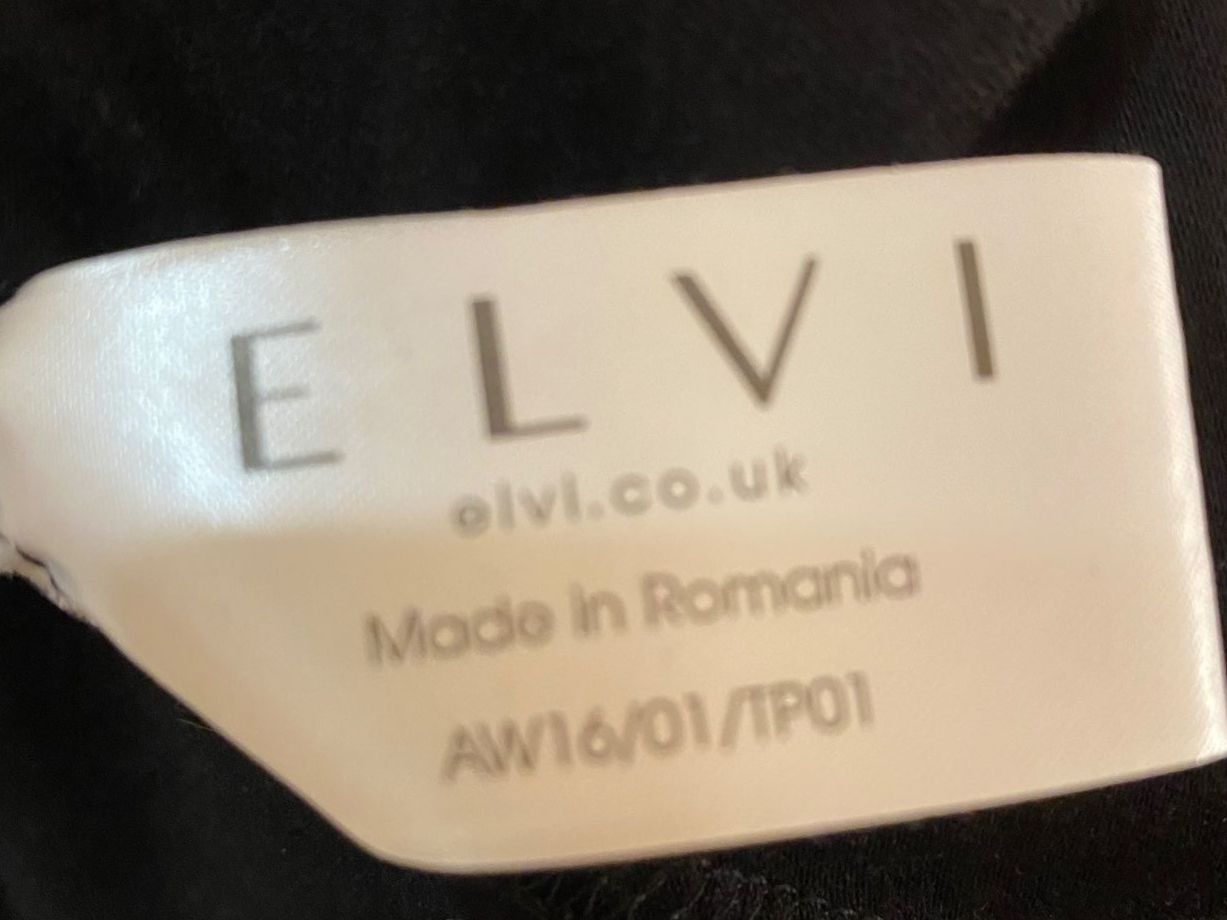 T-shirt: Elvi T-Shirt schwarz Gr. 54 – Usato da Pratteln venduto da a23_j2gs 8