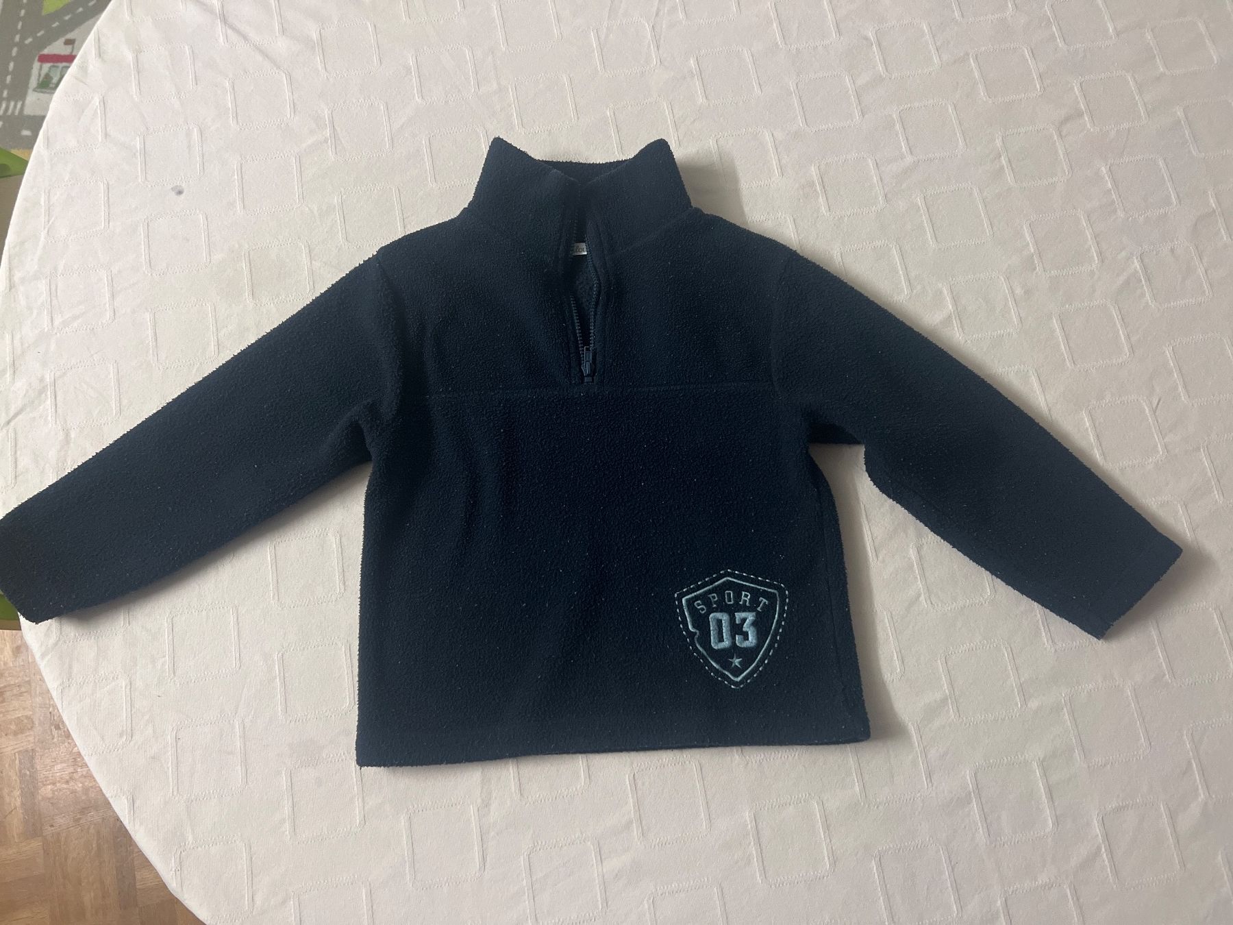 Maglioni & Felpe: 2er Set Kinder Pullover Gr. 104, Racing & Sport Design. – Usato da Basel venduto da friceberg2 2