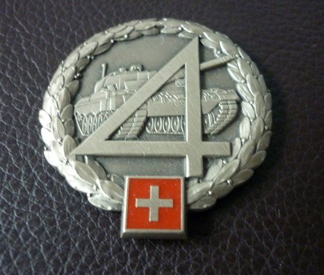 Schweizer Armee Uniformi: 2 Schweizer Armee Beret Embleme - Béret Emblem – Difettoso da Adliswil venduto da di_hans 2