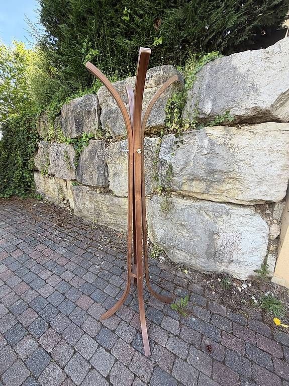 Porte manteau: Porte-manteau  – D'occasion à Chézard-St-Martin par luc_q9tn
