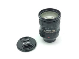 Nikon DX 18-200mm 3.5-5.6 VR Objektiv Linse 