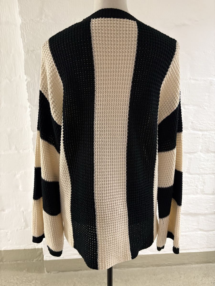 Shein Pulls & Sweat-shirts: Damen Pulli,Gr.M;Shein – D'occasion à Winterthur par Nena222 2