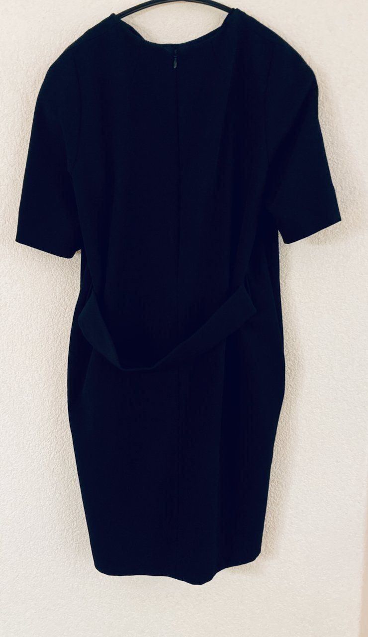Victoria Beckham Kleider: VICTORIA BECKHAM Kleid nachtblau – Gebraucht aus Glarus von Life_Fashion_Art 1