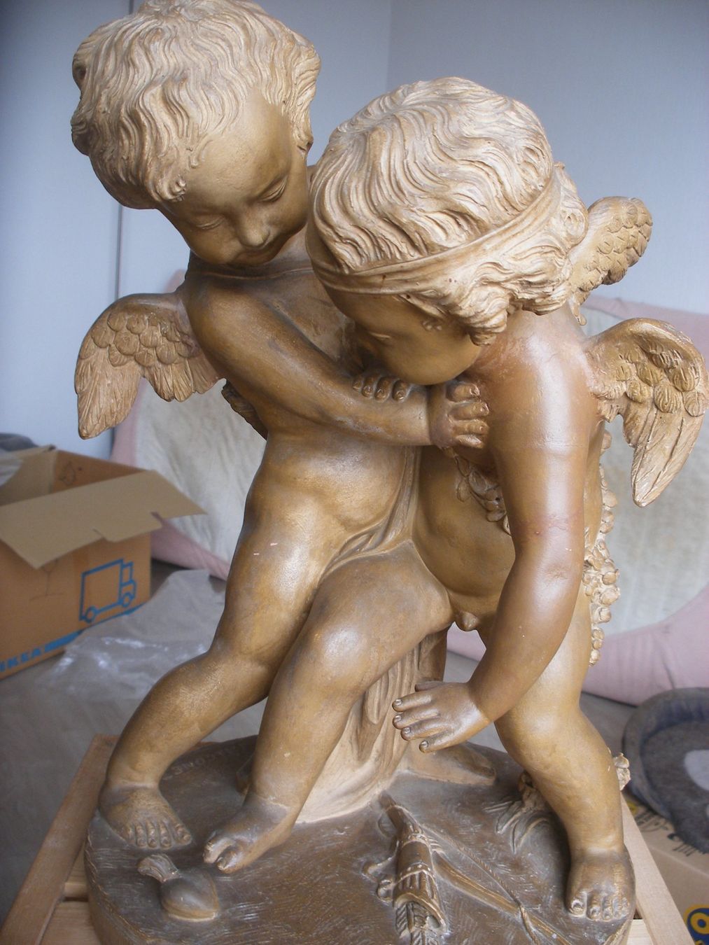 Sculture & Statue: Skulptur Terracotta, nach E. M. Falconet, Putti / Amoretten – Usato da Courroux venduto da Stesoe 1
