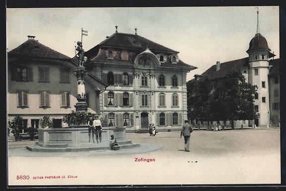 Cartoline postali: AK Zofingen, Ortsansicht mit Brunnen – Usato da Berlin venduto da bartko-reher