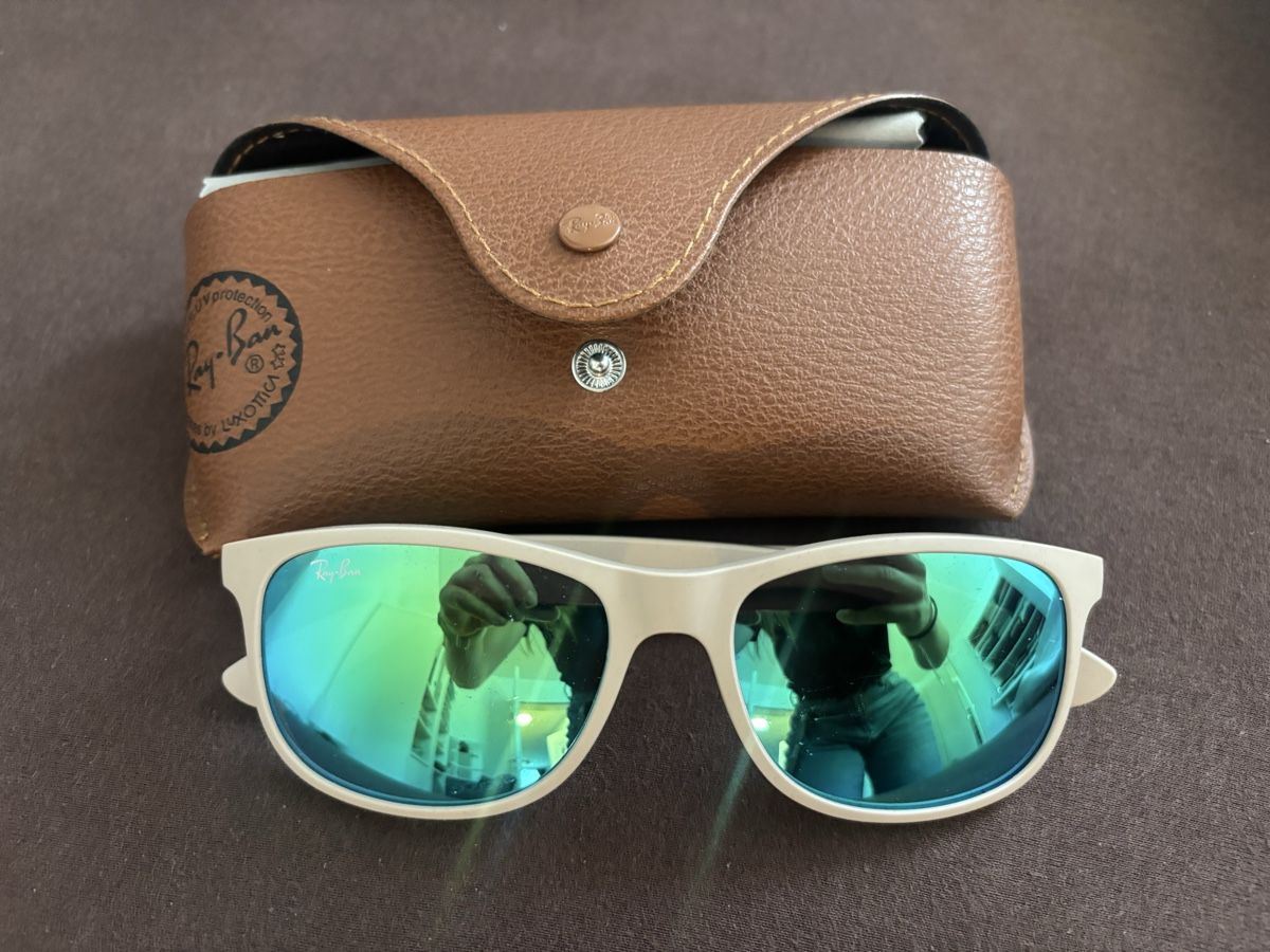 Ray-Ban Occhiali & Lenti: Ray-Ban Sonnenbrille hellbeige/weiss – Usato da Staufen venduto da sarinaluescher 2