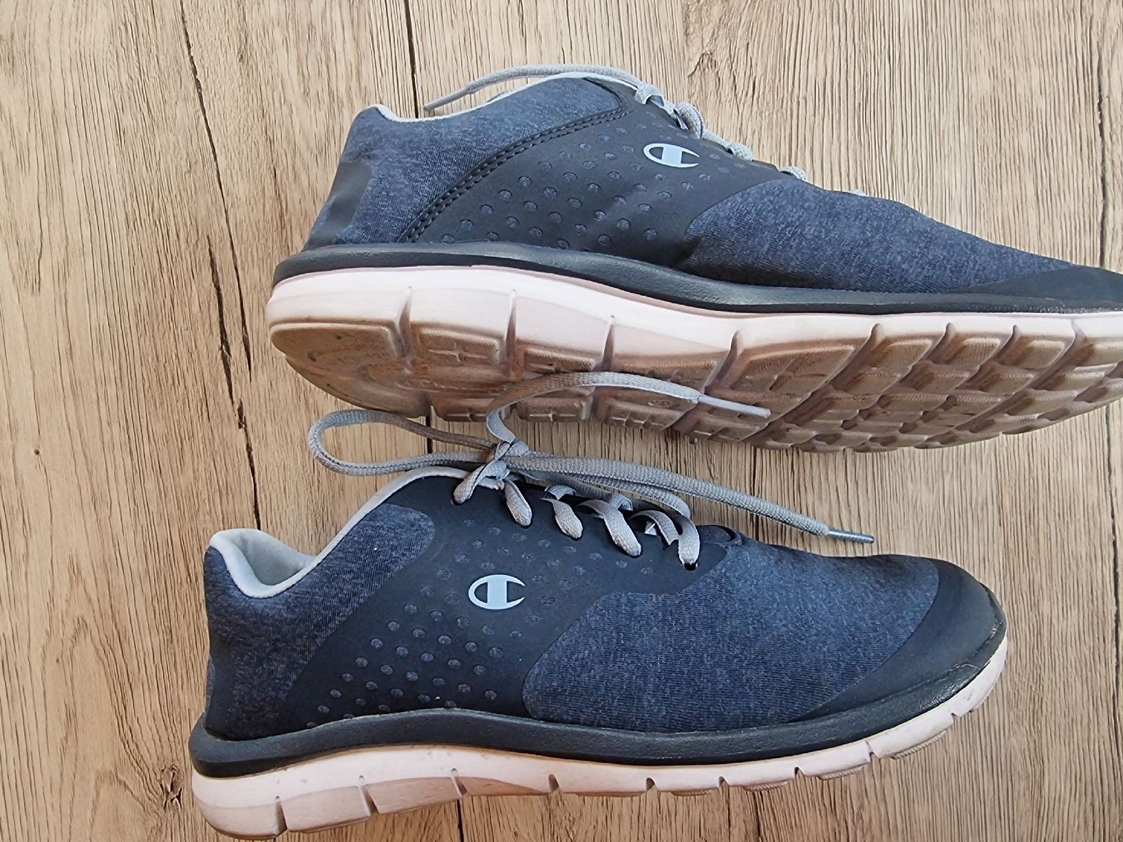 Champion Scarpe da uomo: Champion memory foam Schuhe Gr. 41 1/2 – Nuovo (secondo la descrizione) da Wildhaus venduto da Lurch1971 1