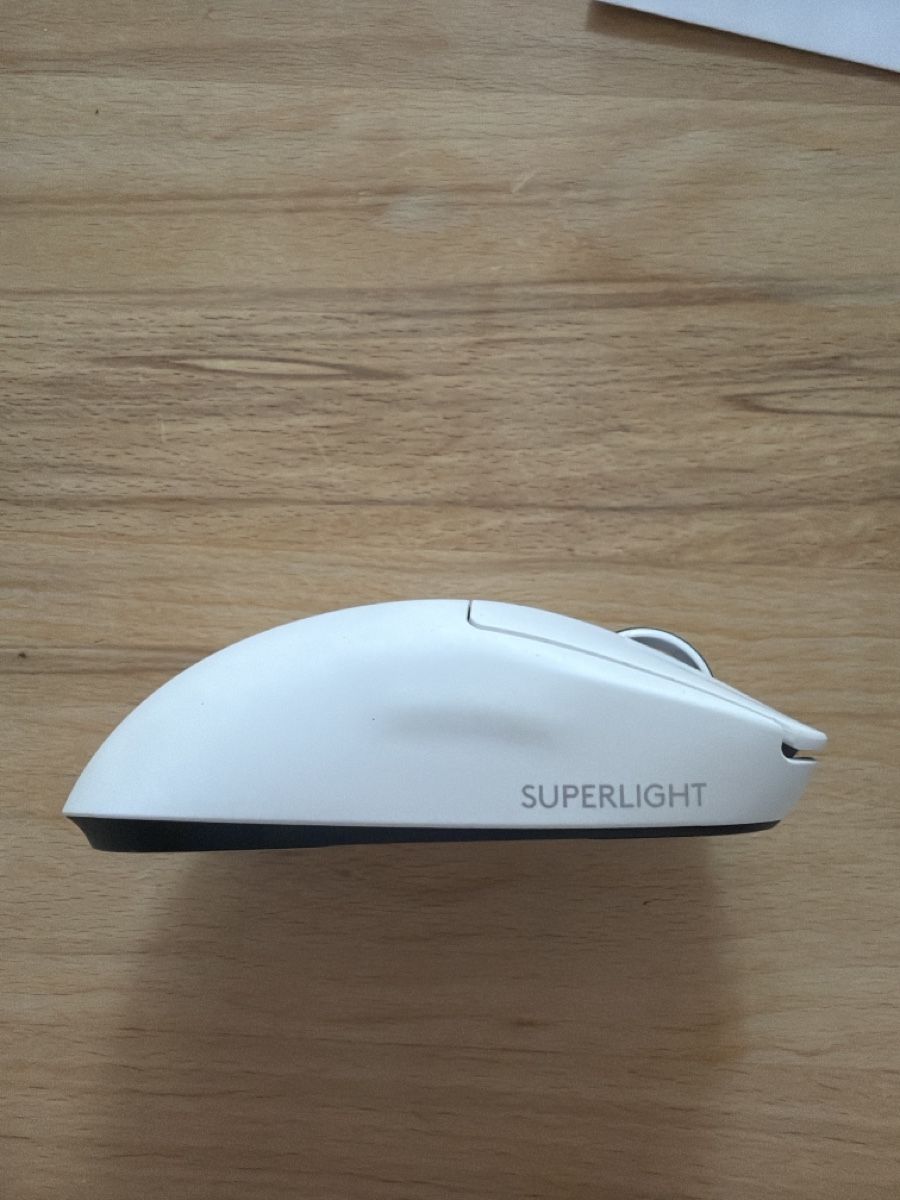 Logitech Maus: Logitech Superlight 2 Gaming Maus weiss gebraucht – Gebraucht aus Unterägeri von gio_r5lp 1