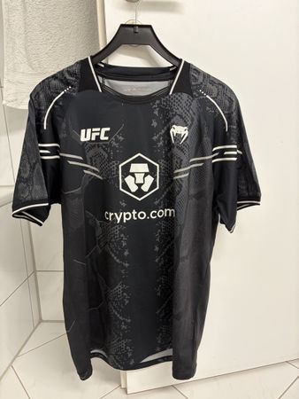 UFC Venum T-Shirt schwarz grau Grösse L guter Zustand