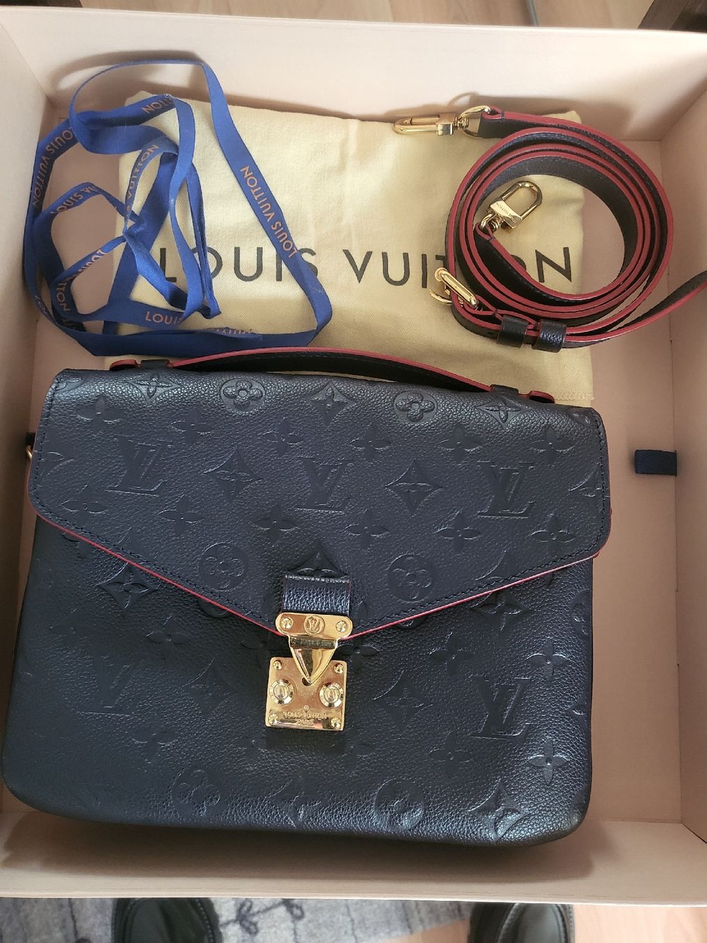 Louis Vuitton Borse da donna: Louis Vuitton Metis – Usato da Sarmenstorf venduto da zuz_q5kq 9