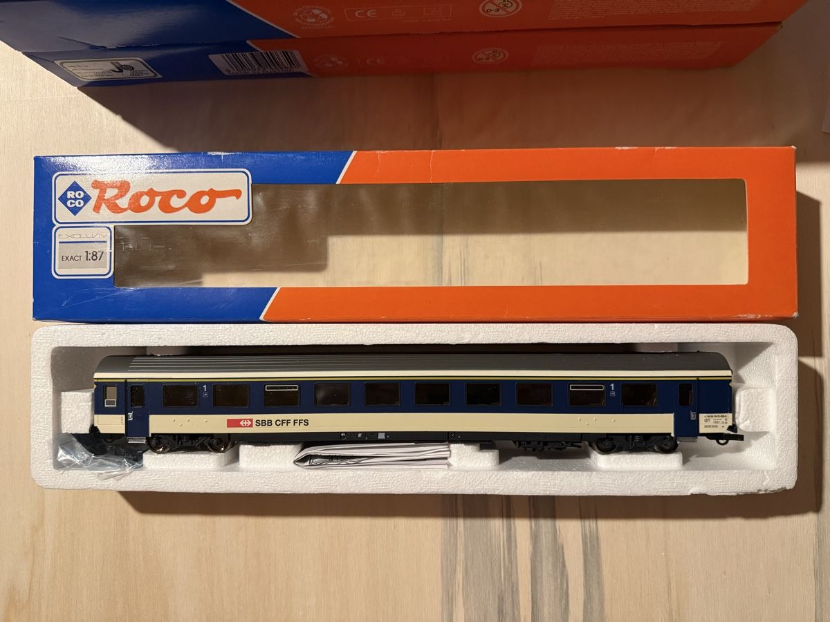 Roco A EW IV CFF ex BLS Bleu-Crème (Neuf (Voir description)) à Vallorbe ...