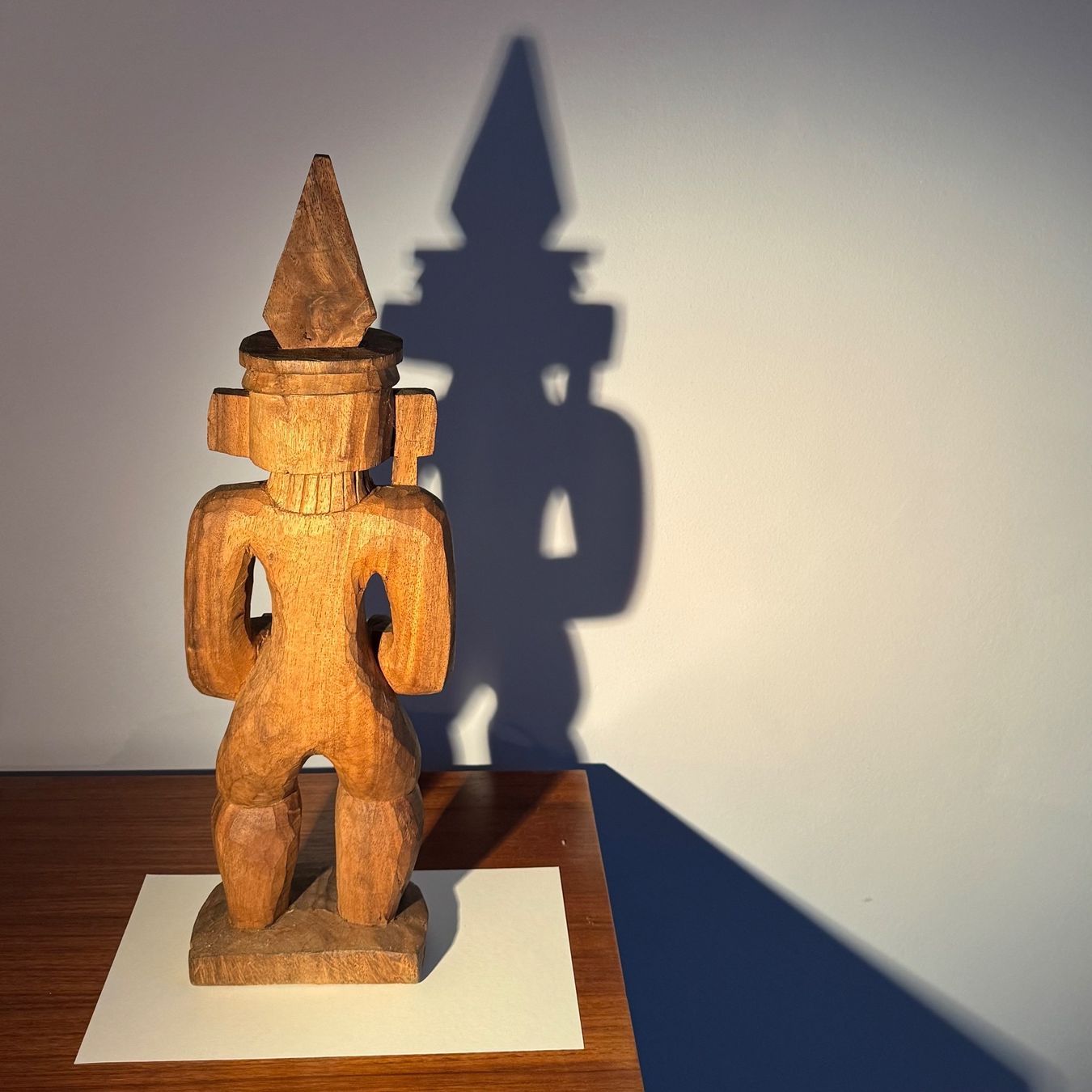 Statuette: Holz Statue Adu Zatua – Nuovo (secondo la descrizione) da Nussbaumen AG venduto da bardin 2