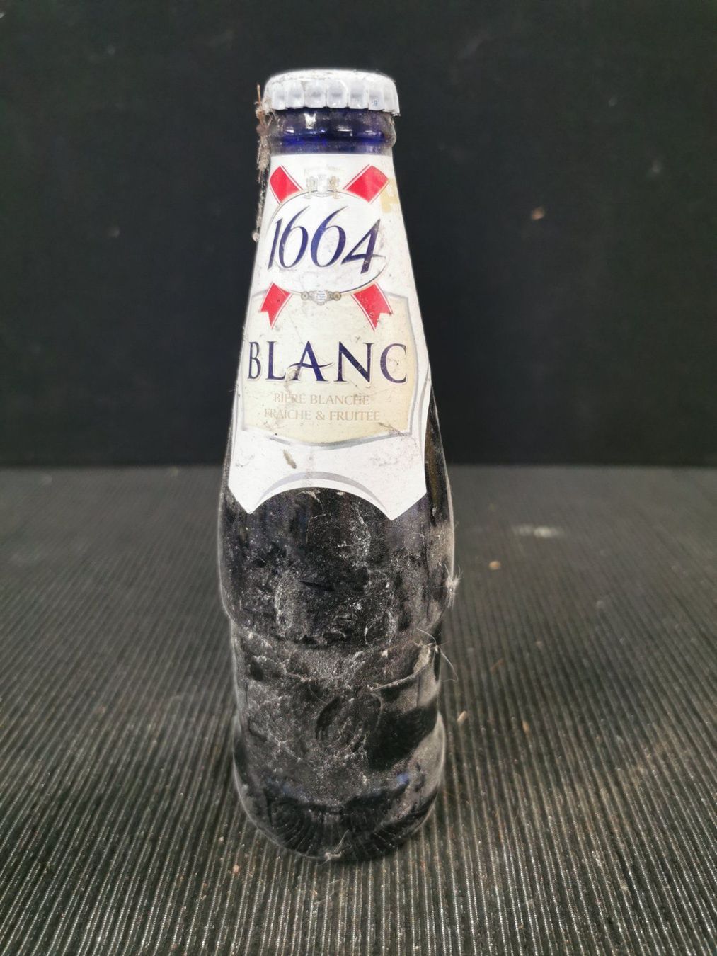 Spirituosen: 1664 BLANC BIÈRE BLANCHE – Neu (gemäss Beschreibung) aus Genève von Leboucheoreilles