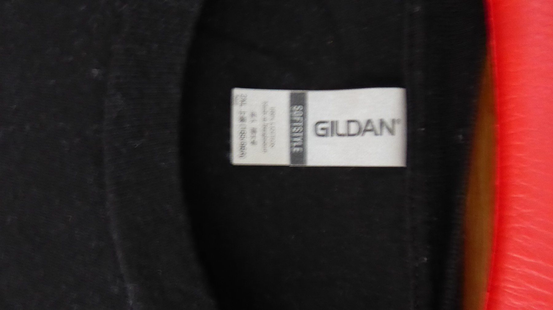 T-Shirts: Herren Tshirt Gr  XL GILDAN – Gebraucht aus Sargans von Benziner 2