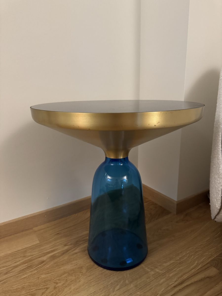 Tische: Classicon Bell Side Table Blue Saphir – Gebraucht aus Fully von Gaga1990
