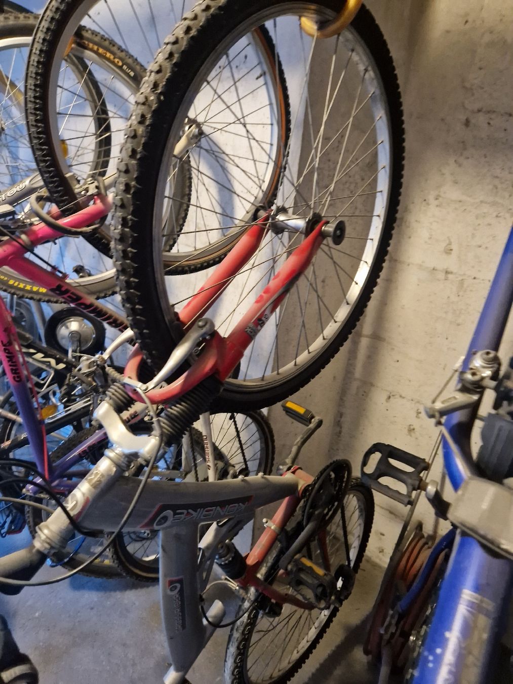 Velos: velos – Gebraucht aus Basel von Meti200 6