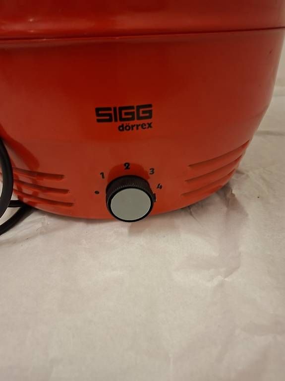 Sigg Elettrodomestici da cucina: Sigg Dörrgerät – Usato da Olten venduto da Mezopotamya 1