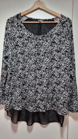 Kenny S. Bluse Gr. 44/46 Schwarz-Weiss Muster Chiffon