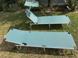 2 Liegen für nur 35.-,Alu mintgrün gut erhalten.Gartenstühle