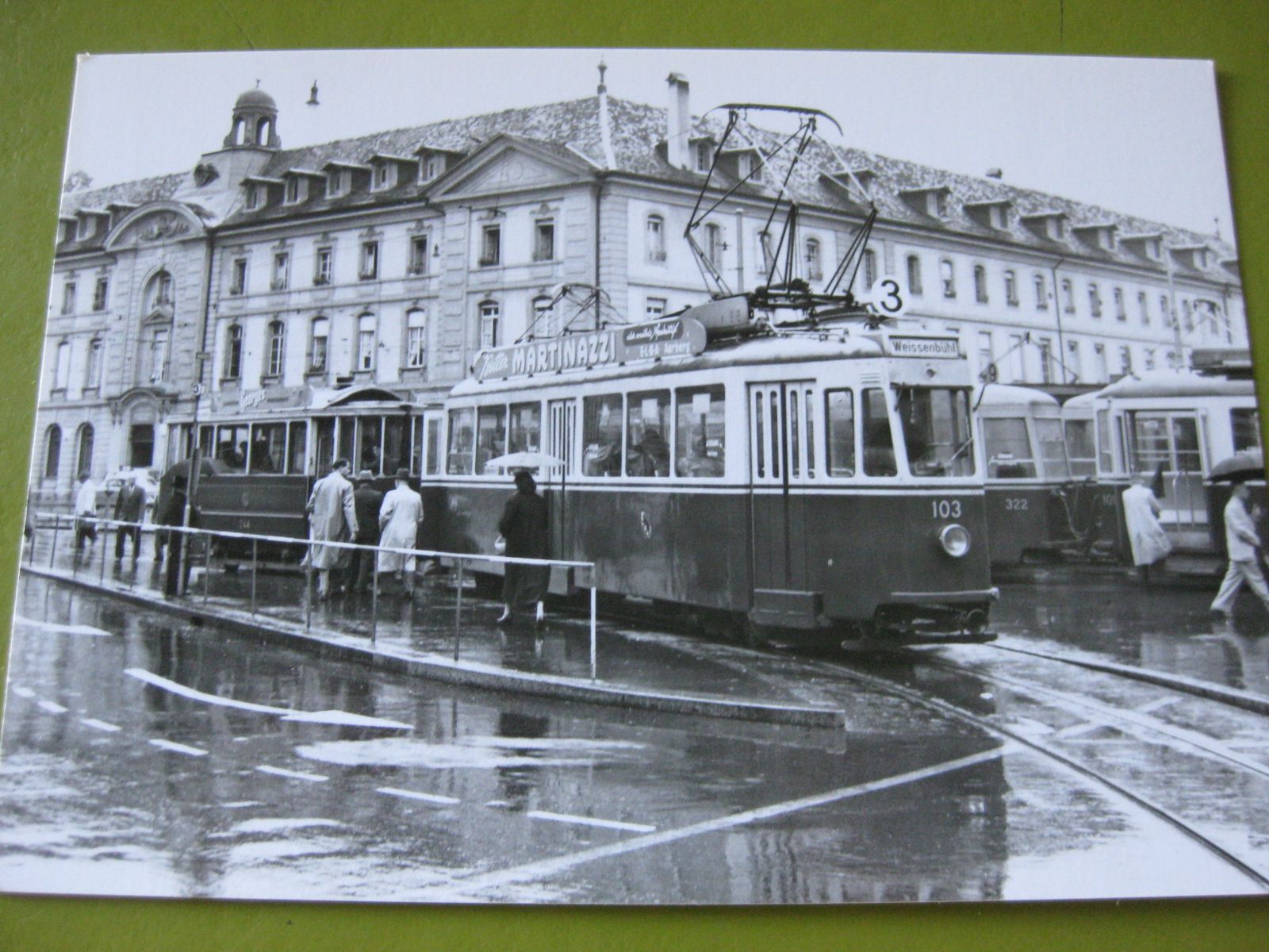 Cartoline postali: AK Bern Bubenbergplatz mit Tram – Usato da Malters venduto da Marosko