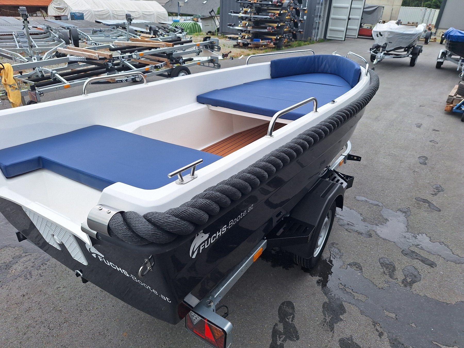 Barche: LAGERND NEU 390 Classic Boot Motorboot GFK Boot Badeboot – Nuovo e nell'imballaggio originale da Aigen Schlägl venduto da Fuchs-Boote 5