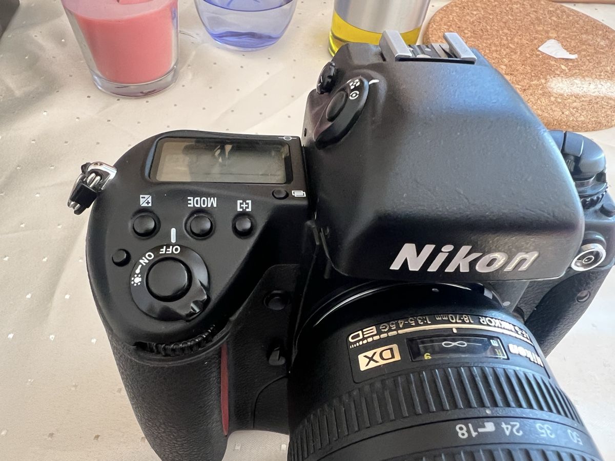 Nikon Fotocamera:  Nikon F5 mit Objektiv  – Usato da Zürich venduto da jao_2bx7 7