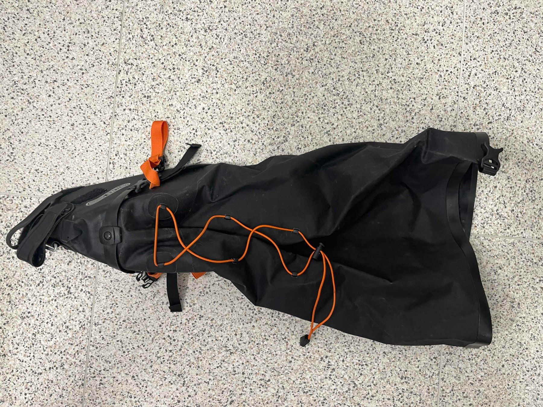 Sacs: Ortlieb Seat Pack 16.5L noir – D'occasion à Lausanne par Ami_shop