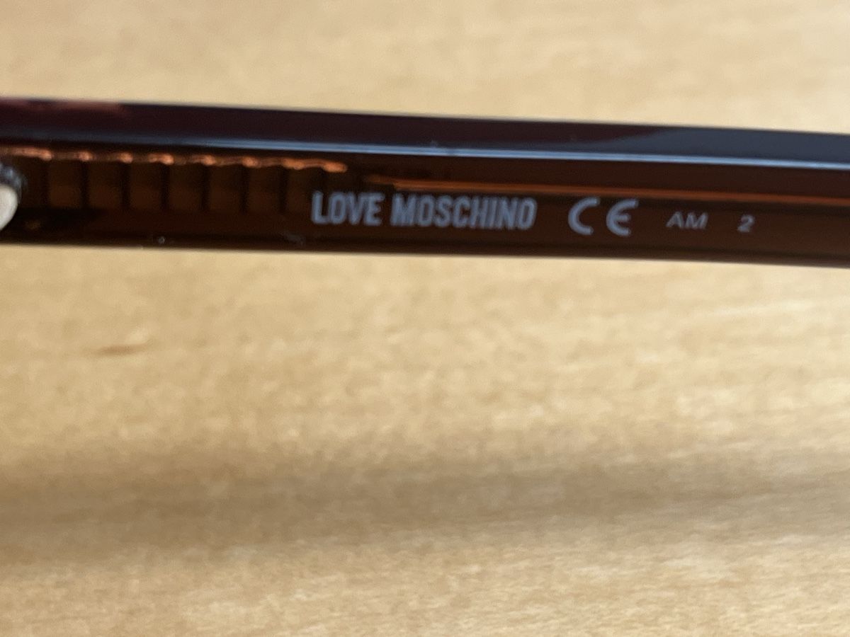 Moschino Occhiali & Lenti: Love Moschine Damen Sonnenbrille – Usato da Neerach venduto da fuz_8d7l 4