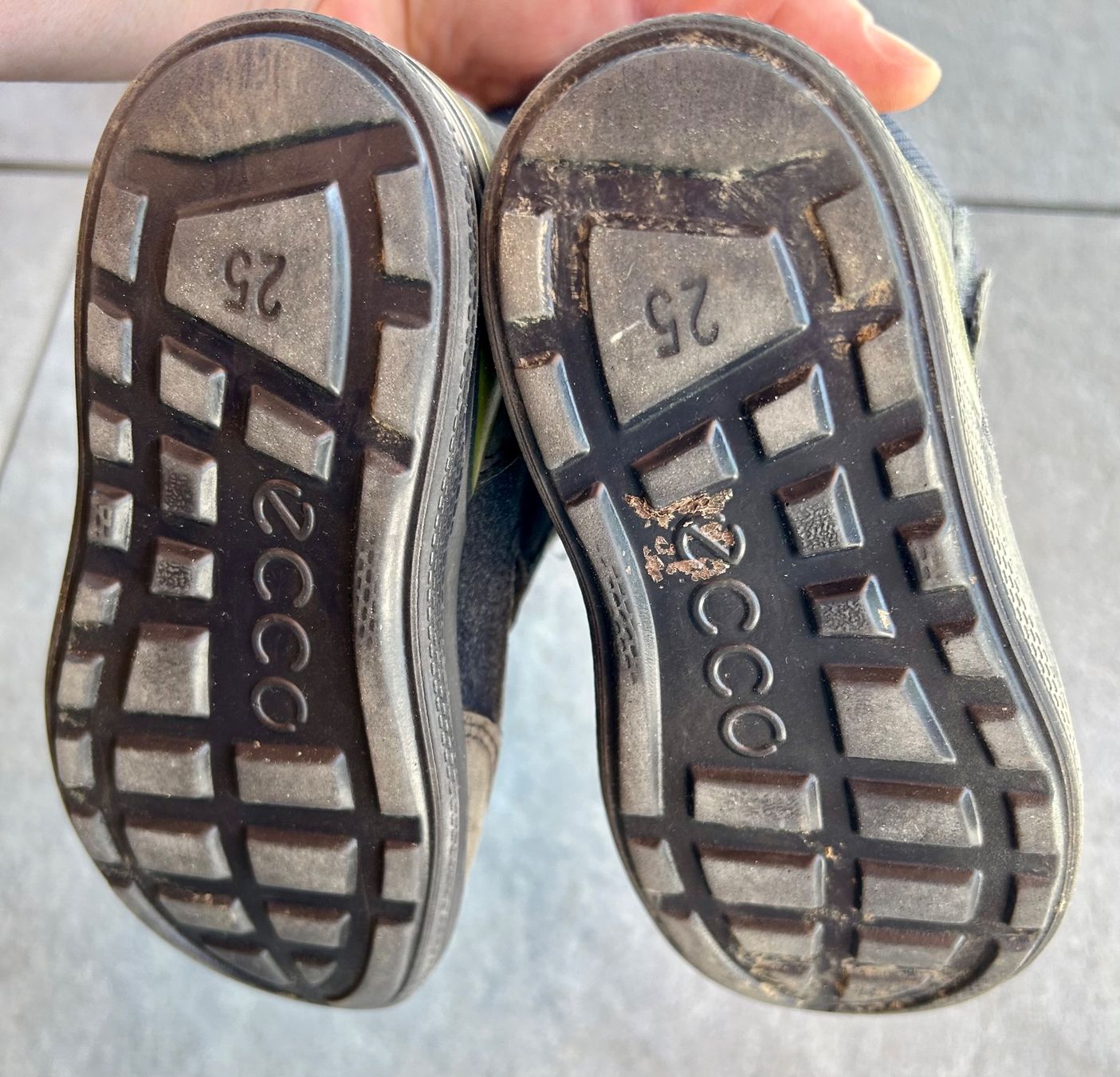 Ecco Scarpe per ragazzi: Winterschuhe, Ecco, Grösse 25 – Usato da Riedholz venduto da Abendsonne 6