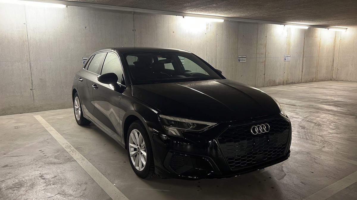 Audi Automobili: Audi / A3 Sportback 35 TFSI Attraction – Usato da Glarus venduto da Yenko01