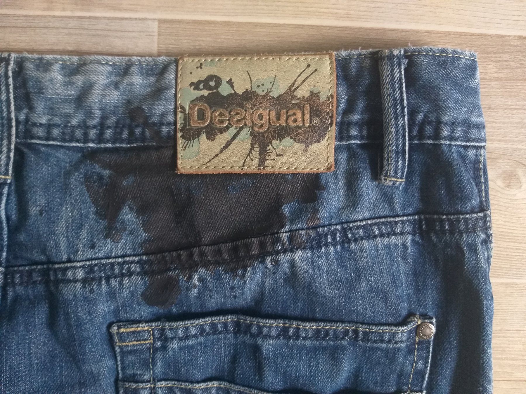 Desigual Jeans: DESIGUAL Jeans SLIM FIT taille / Grosse W30 – Usato da Cossonay-ville venduto da Super-Price-Quality 6