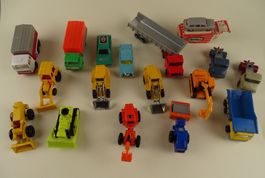 KONVOLUT BAUMASCHINEN, CAMIONS, PW, TOTAL 17 STÜCK