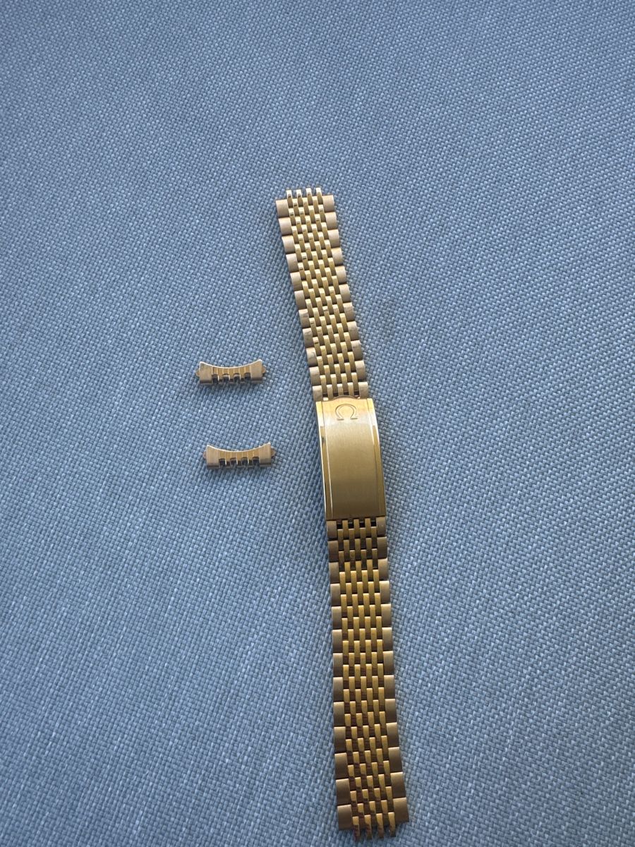 Omega Orologi: Omega Armband Vintage 1068 – Usato da Sursee venduto da Dersempacher