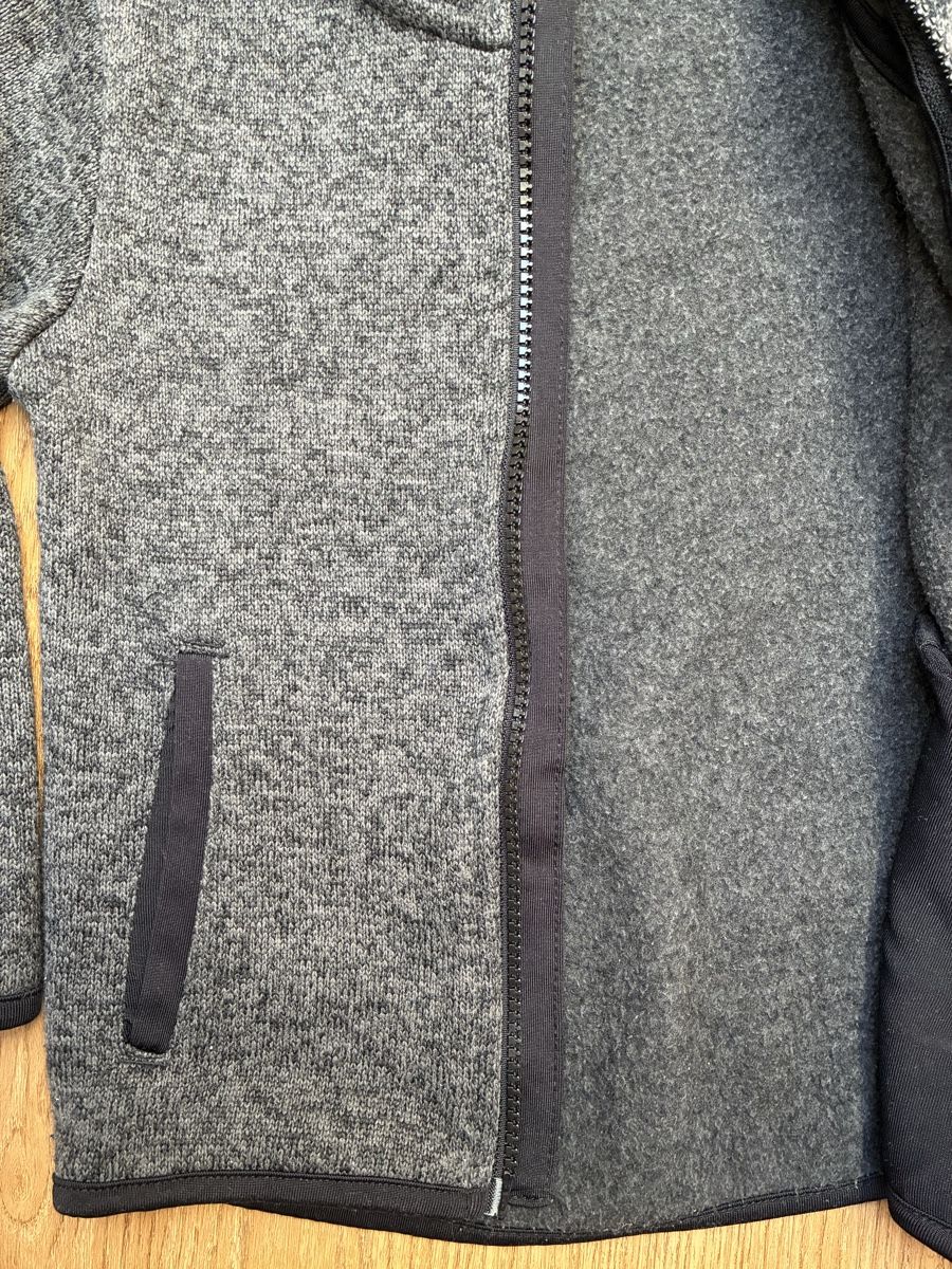 H&M Maglioni & Felpe: Fleecejäckli Grösse 98/104 – Usato da Witterswil venduto da Livee 1