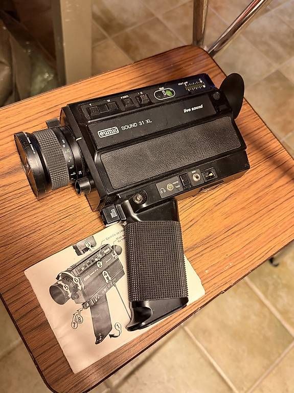 Camcorder: SUPER 8 EUMIG Projecteur et caméra – Gebraucht aus St-Maurice von Gbarman
