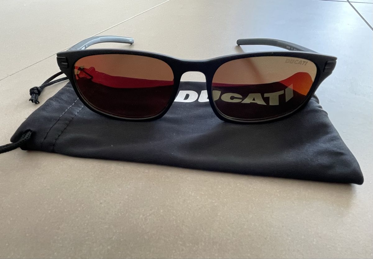 Ducati Brillen & Gläser: Ducati Sonnenbrille – Neu (gemäss Beschreibung) aus Pfäffikon ZH von Danny777